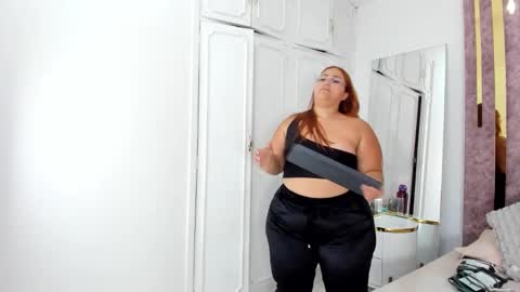 Leah  online show from 03.05.25