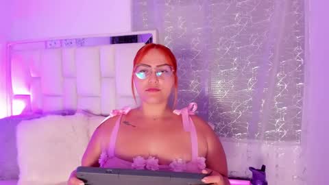 Leah  online show from 10.03.25