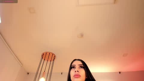 leahlombardi_ online show from 01.11.26