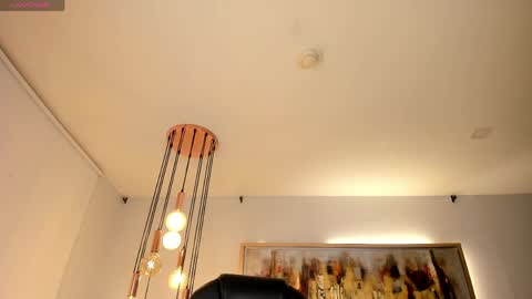 leahlombardi_ online show from 04.19.26