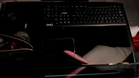 leahnovac online show from 10.06.25