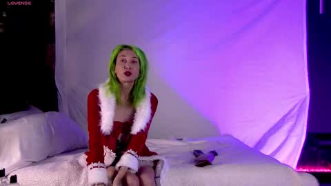 Snapshot of lealalane chatting on 12.14.25 Aspen Snow online show from 12.14.25