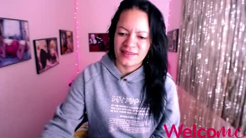 Snapshot of leandra_sex chatting on 01.14.25 Leandra online show from 01.14.25