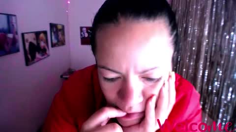 Snapshot of leandra_sex chatting on 01.23.25 Leandra online show from 01.23.25