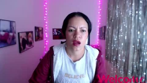 Snapshot of leandra_sex chatting on 02.07.25 Leandra online show from 02.07.25