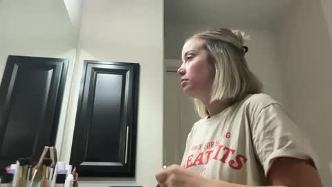 leanneluxecouple online show from 09.11.25