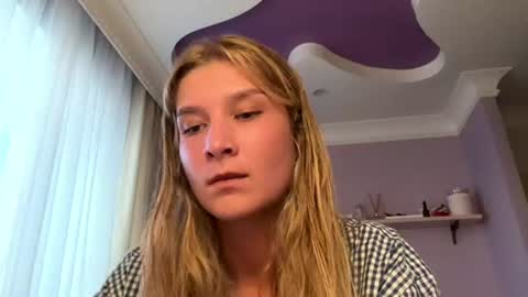 Taya online show from 06.17.26