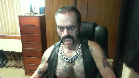 leathergreaser online show from 01.22.25