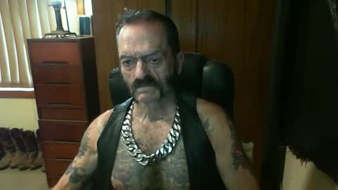 leathergreaser online show from 03.02.25
