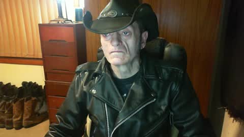 leathergreaser online show from 07.05.26