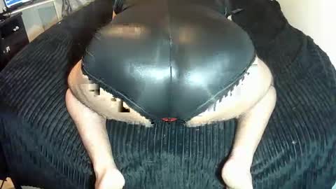 Snapshot of leatherman31 chatting on 10.25.25 leatherman31 online show from 10.25.25