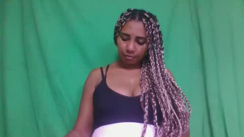 leatiana online show from 02.15.26