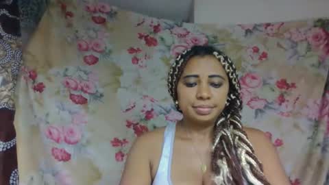 Snapshot of leatianaa chatting on 05.19.26 leatianaa online show from 05.19.26