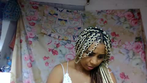 Snapshot of leatianaa chatting on 05.26.26 leatianaa online show from 05.26.26