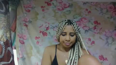 Snapshot of leatianaa chatting on 05.30.26 leatianaa online show from 05.30.26