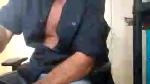 Snapshot of lebrun1985 chatting on 07.10.26 lebrun1985 online show from 07.10.26