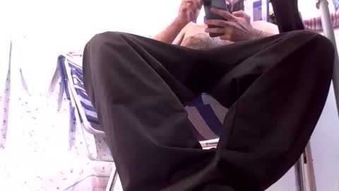 Snapshot of lechebizvm chatting on 10.24.25 lechebizvm online show from 10.24.25