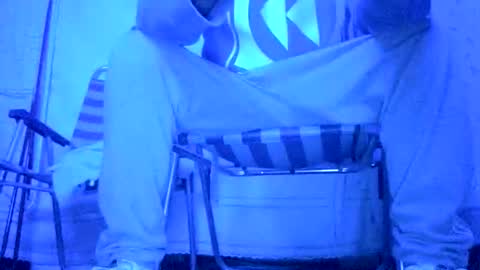 Snapshot of lechebizvm chatting on 11.02.25 lechebizvm online show from 11.02.25