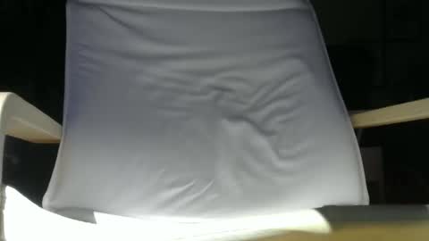 ledevil online show from 10.04.25