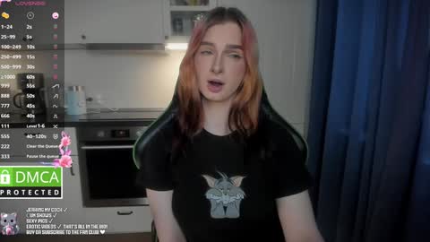 Julia Green online show from 01.12.25