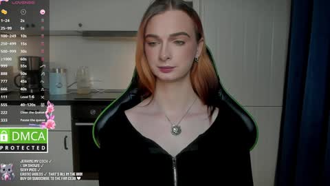 Julia Green online show from 01.29.25
