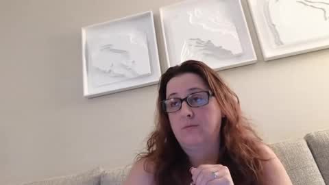 Leesa online show from 10.21.25