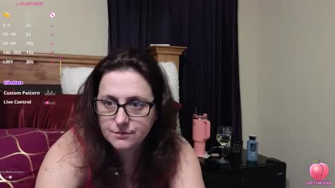 Snapshot of leesa__ chatting on 02.09.26 Leesa online show from 02.09.26