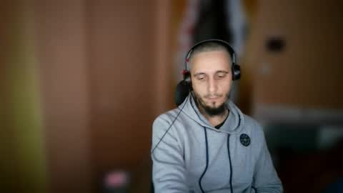 lefrenchiies online show from 01.09.26