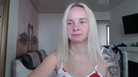 leggywily25 online show from 09.23.25