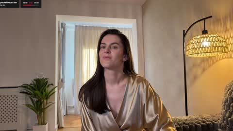 Elle  online show from 03.05.26