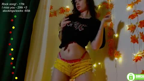 hey Im Leia and I love rock  online show from 10.18.25