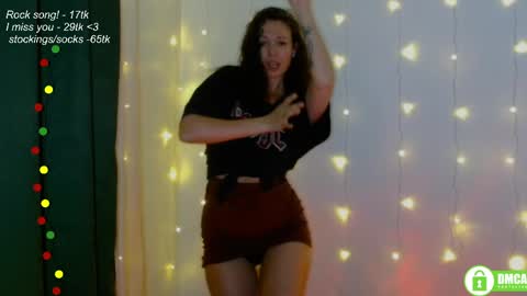 hey Im Leia and I love rock  online show from 06.05.26