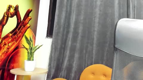 leia_cooper online show from 12.16.25