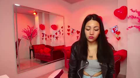 Leia.  online show from 02.17.25
