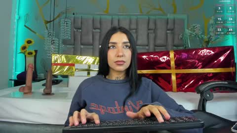 Leia online show from 12.19.24