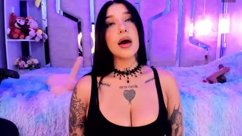 Leia online show from 11.21.25