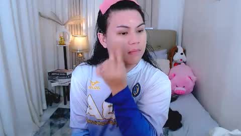 Cailey online show from 11.23.25