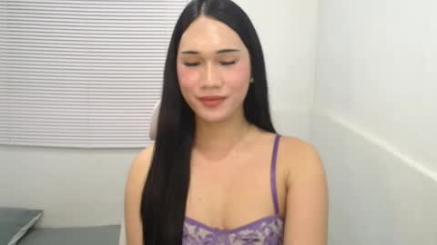 leighs_celine online show from 04.10.26