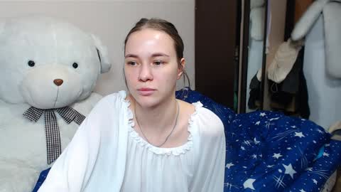 leila_bambi online show from 01.28.25