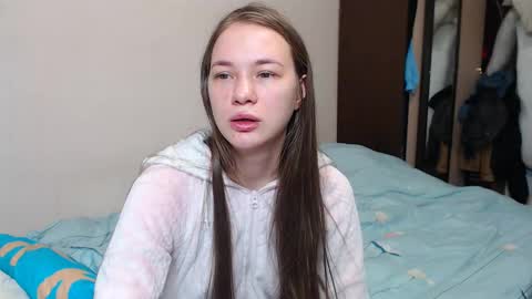 leila_bambi_ online show from 02.17.25