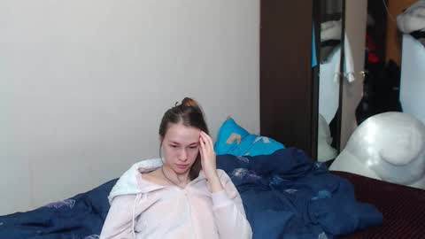 leila_bambi_ online show from 02.22.25