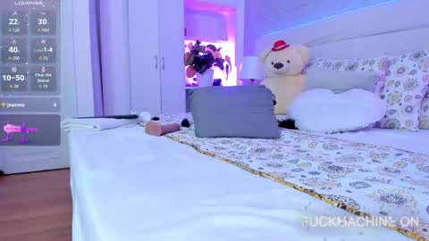 Snapshot of leilahiuston chatting on 01.09.26 online show from 01.09.26