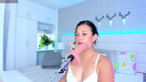 Snapshot of leilahiuston chatting on 01.14.26 online show from 01.14.26