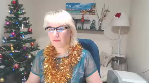 Leila Kinky online show from 12.29.24