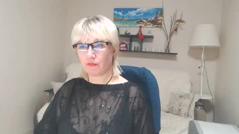 Leila Kinky online show from 01.22.25