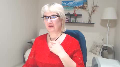 Leila Kinky online show from 02.03.25