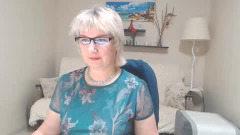 Leila Kinky online show from 02.09.25