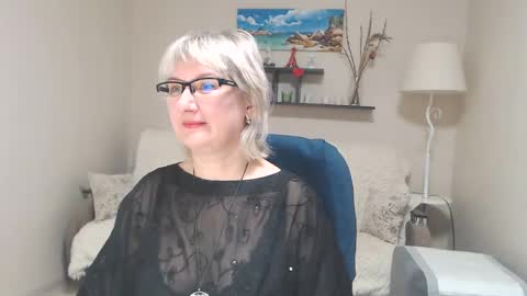 Leila Kinky online show from 02.10.25