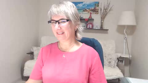 Leila Kinky online show from 10.20.25