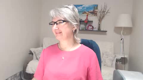 Leila Kinky online show from 11.15.25